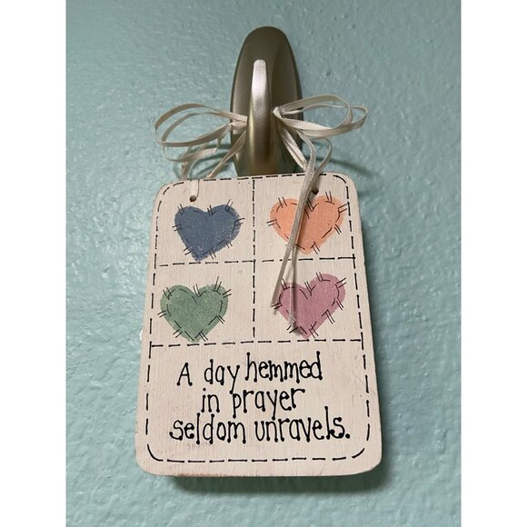 Handmade Prayer Quote‎ Wood Sign with Hearts and Tie String - Picture 1 of 8